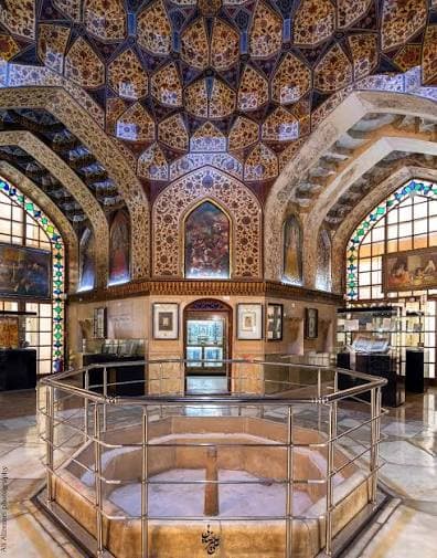عمارت و موزه کلاه فرنگی شیراز