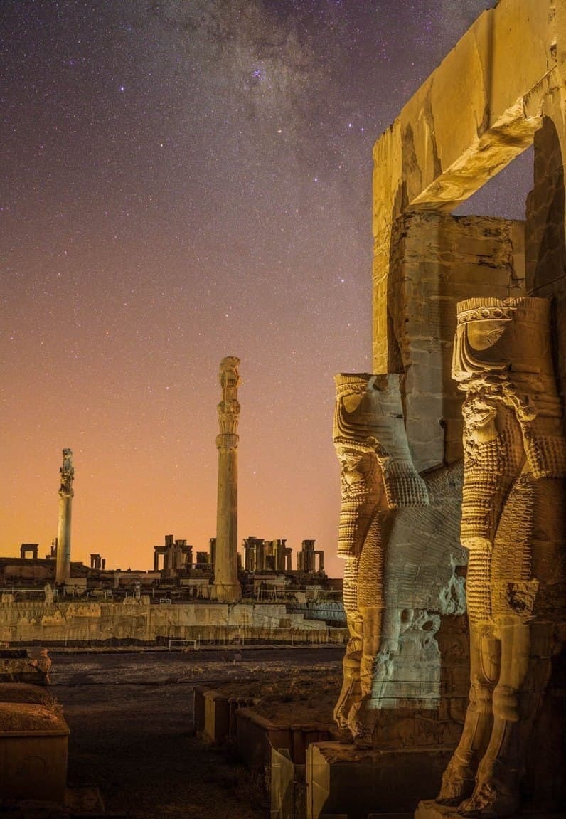 تخت جمشید (پرسپولیس)